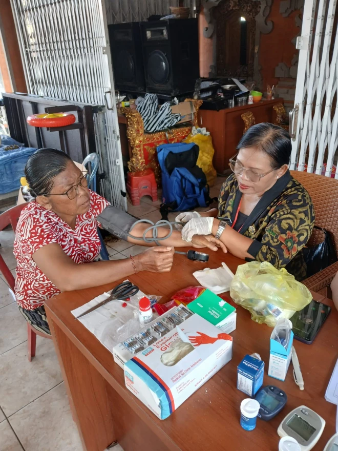 Penimbangan dan pemberian vit. A, obat cacing di br dauh jalan hari sabtu 7 pebruari 2026
